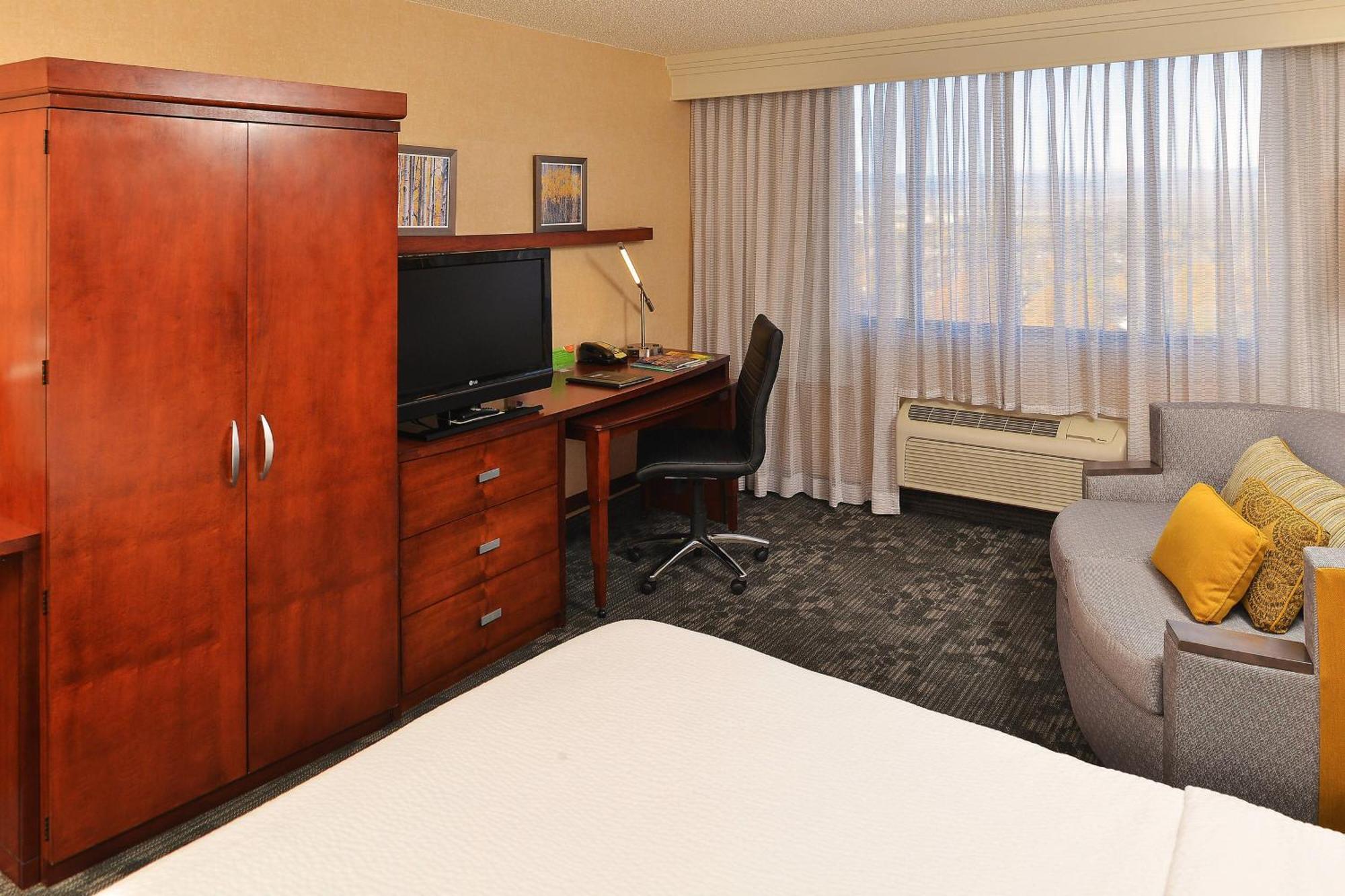 Courtyard By Marriott Denver Cherry Creek Buitenkant foto