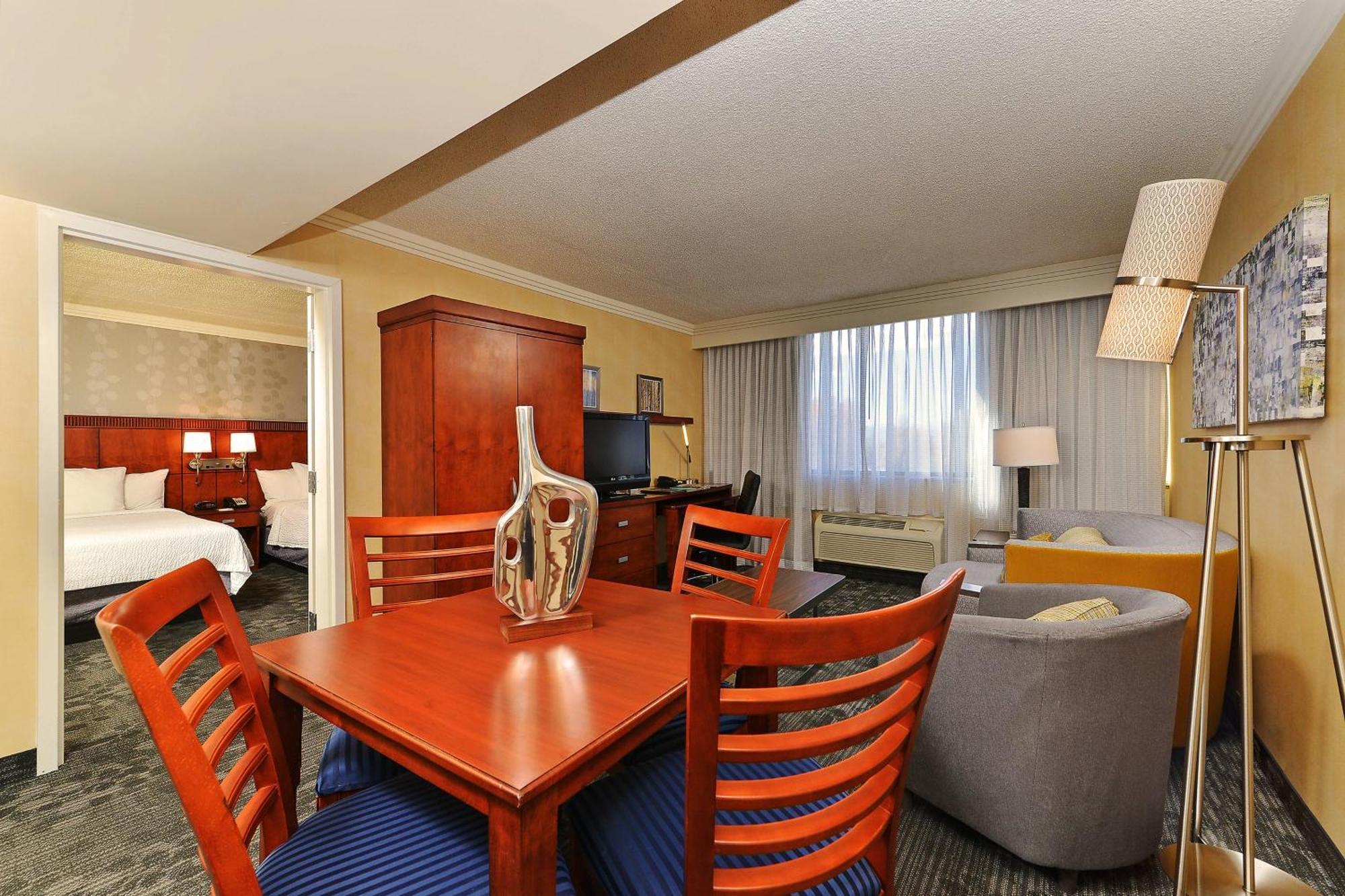 Courtyard By Marriott Denver Cherry Creek Buitenkant foto